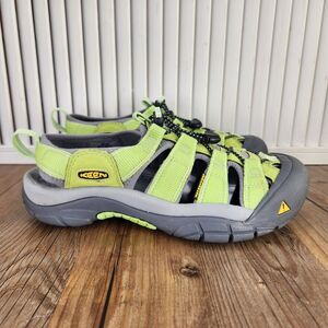 Keen Newport H2 Hiking Sandals Womens Size 9 Bright Green Waterproof Trail Shoes